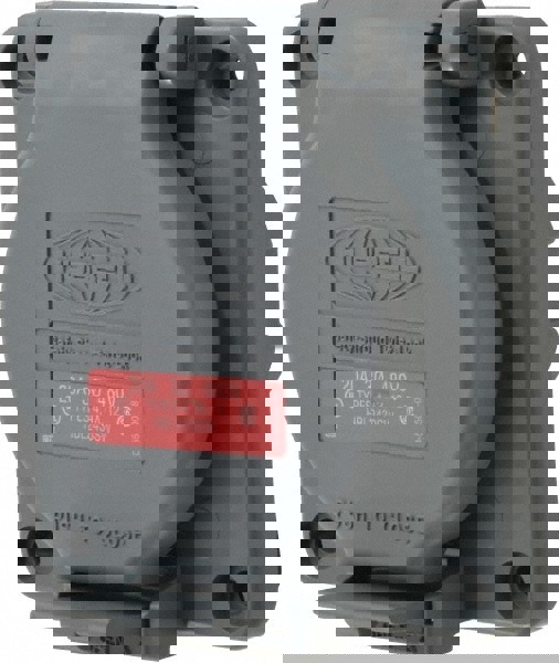 480 VAC, 20 Amp, L16-20R NEMA, Self Grounding Receptacle